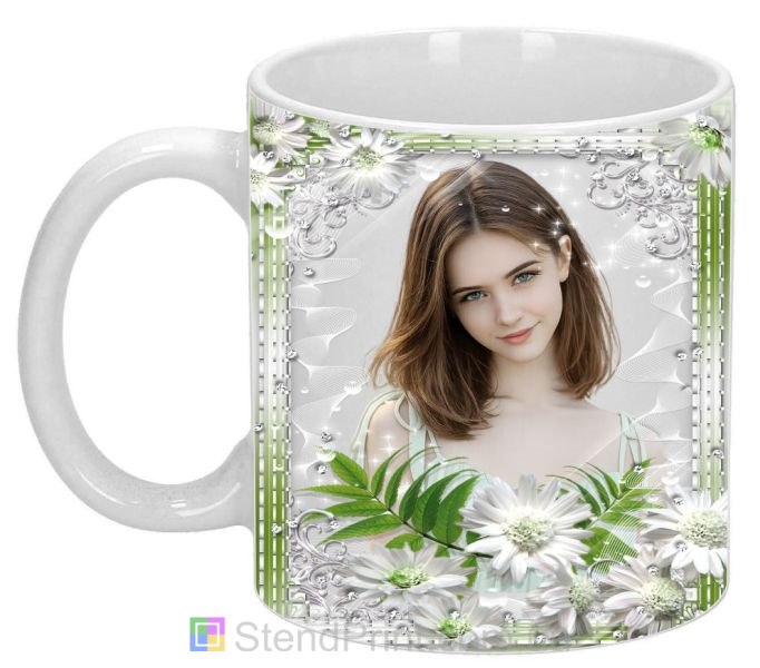 Именная кружка с фото и белыми цветами нежный дизайн с персональной печатью заказать