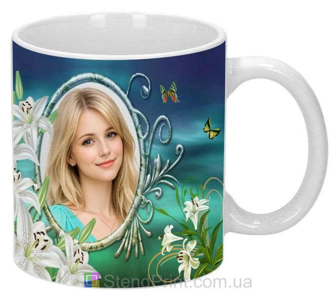 Чашка с фото для девушки с лилиями и бабочками заказать подарок