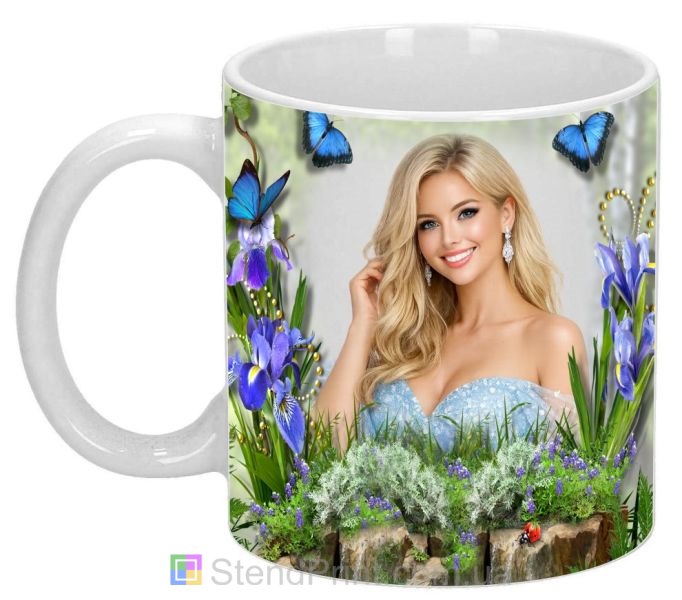 Чашка колаж із фото на тлі природи та квітів, персональний друк на чашці