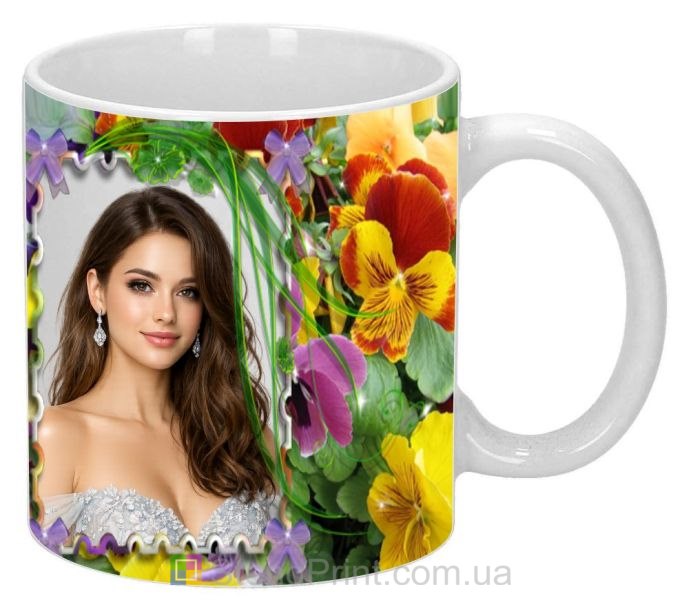 Чашка с фото весенний подарок сестре с анютиными глазками