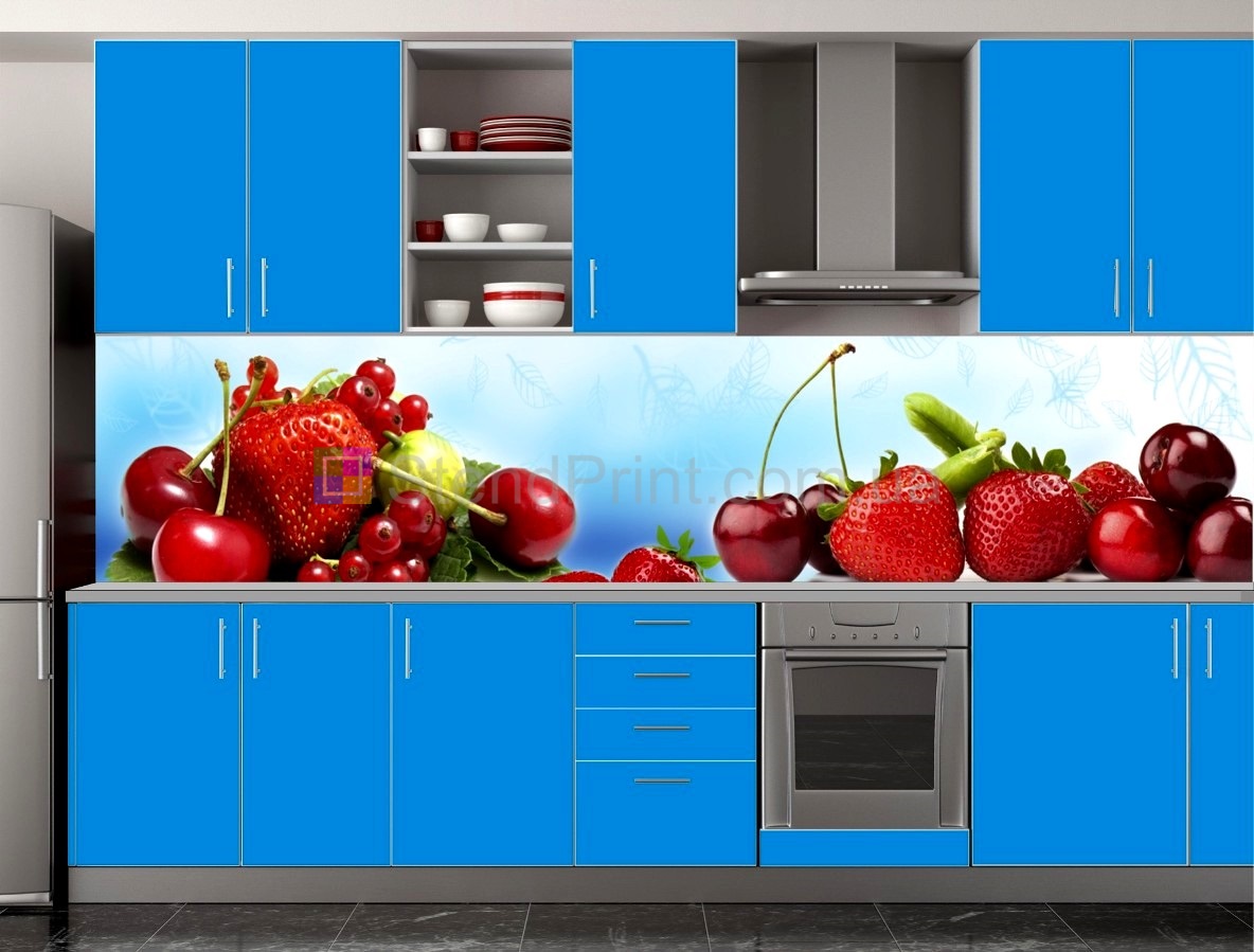 Фартук из пластиковых панелей (вишенки и клубничка)