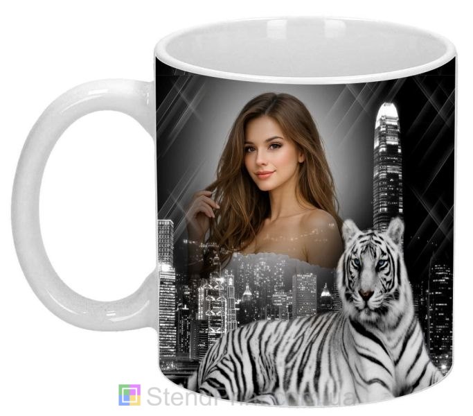 Кружка з фото білий тигр нічне місто чорно-білий ефект замовити