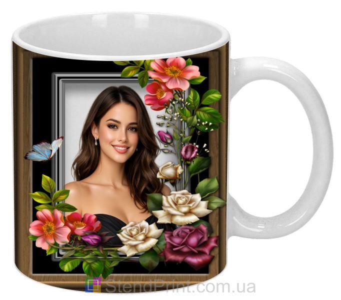 Кружка с фото для девушки с цветочной рамкой заказать подарок