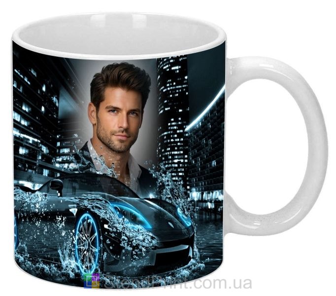 Чашка с фото на подарок мужчине с неоновым городом и авто